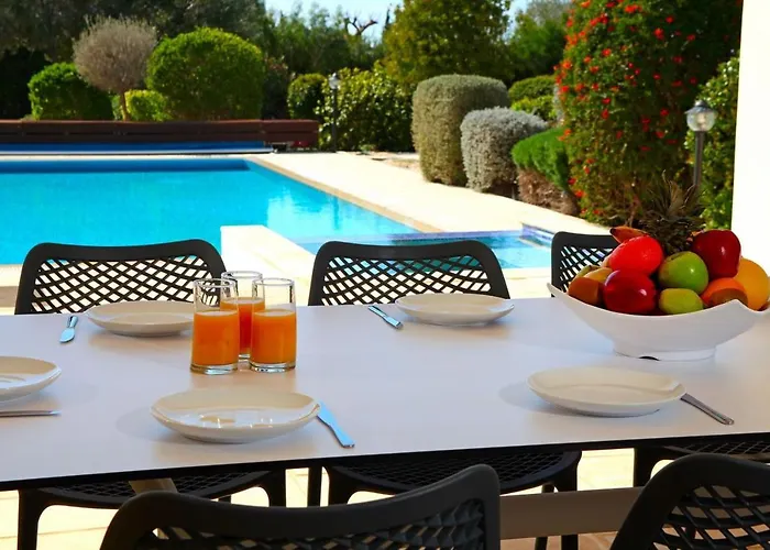 Aphrodite Hills Superior Villas Superior Villa 0403 Air Conditioning 5 Bedrooms Paphos