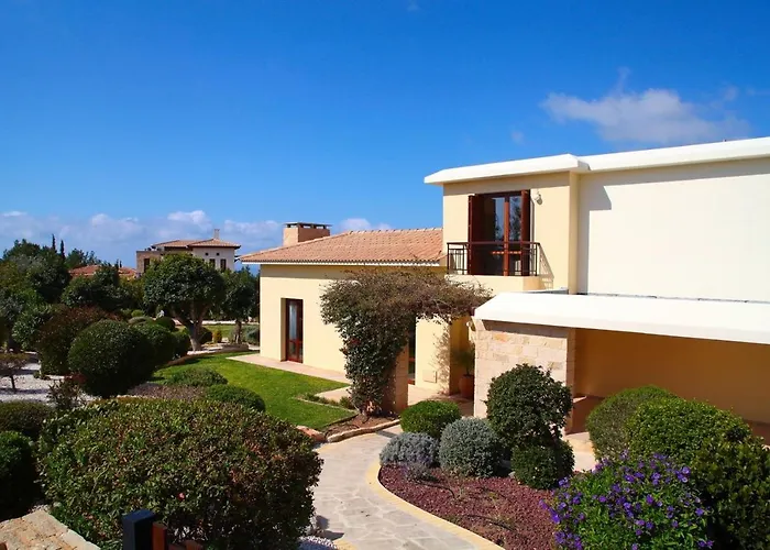 Aphrodite Hills Superior Villas Superior Villa 0403 Air Conditioning 5 Bedrooms Paphos