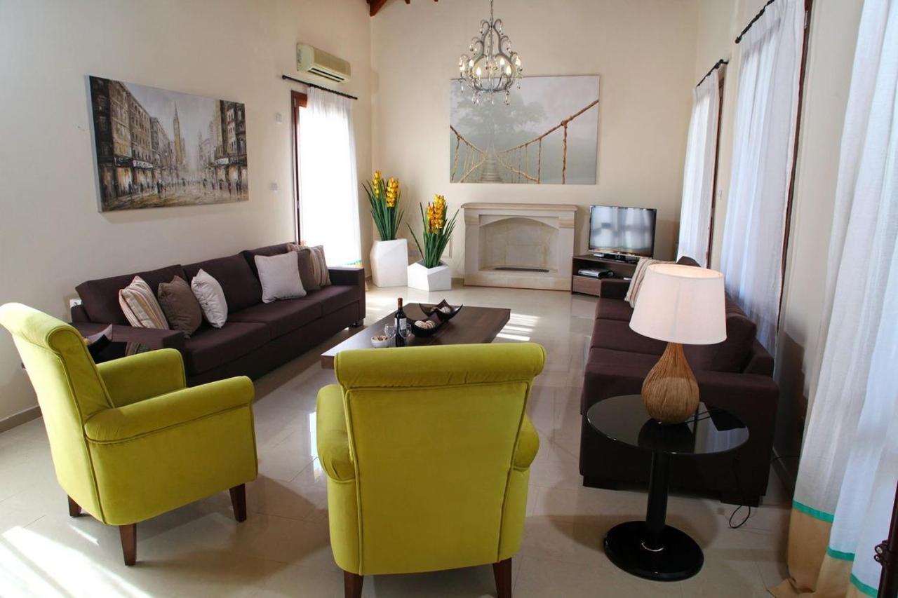 Villa Aphrodite Hills Superior Villas Superior Villa 0403 Air Conditioning 5 Bedrooms Paphos