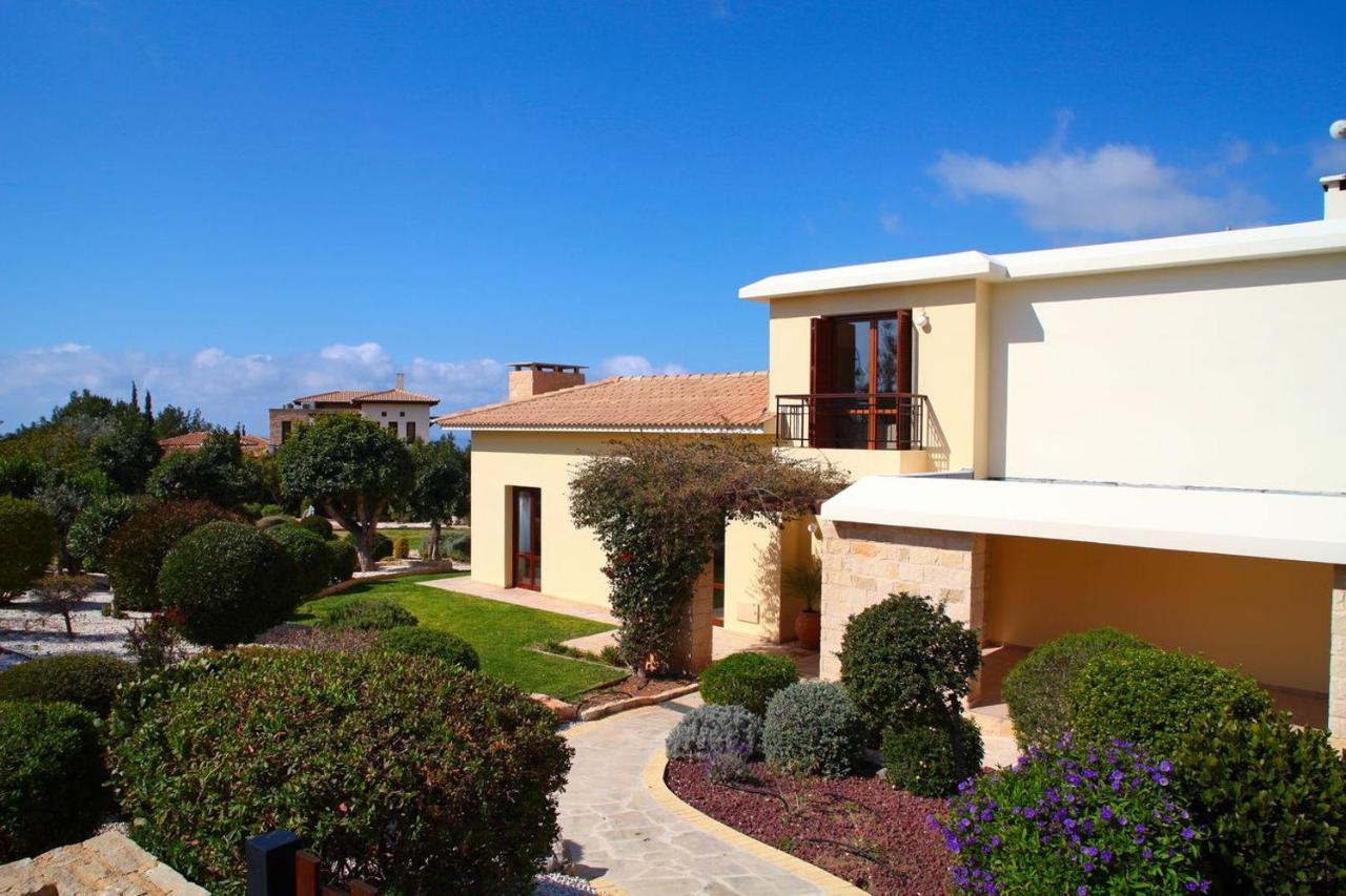 Aphrodite Hills Superior Villas Superior Villa 0403 Air Conditioning 5 Bedrooms Paphos Villa